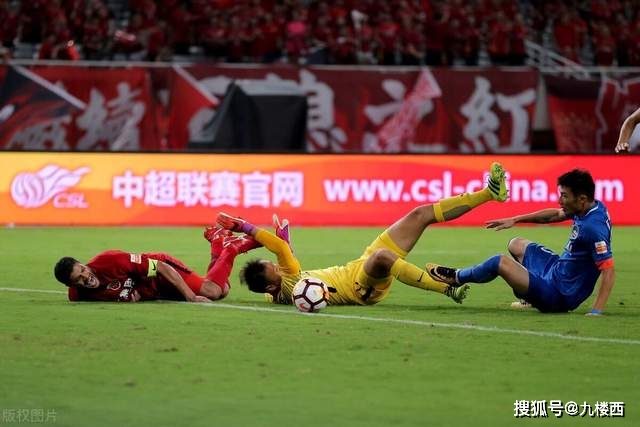 周琦15+9首钢胜深圳 郭艾伦40分广州不敌北控